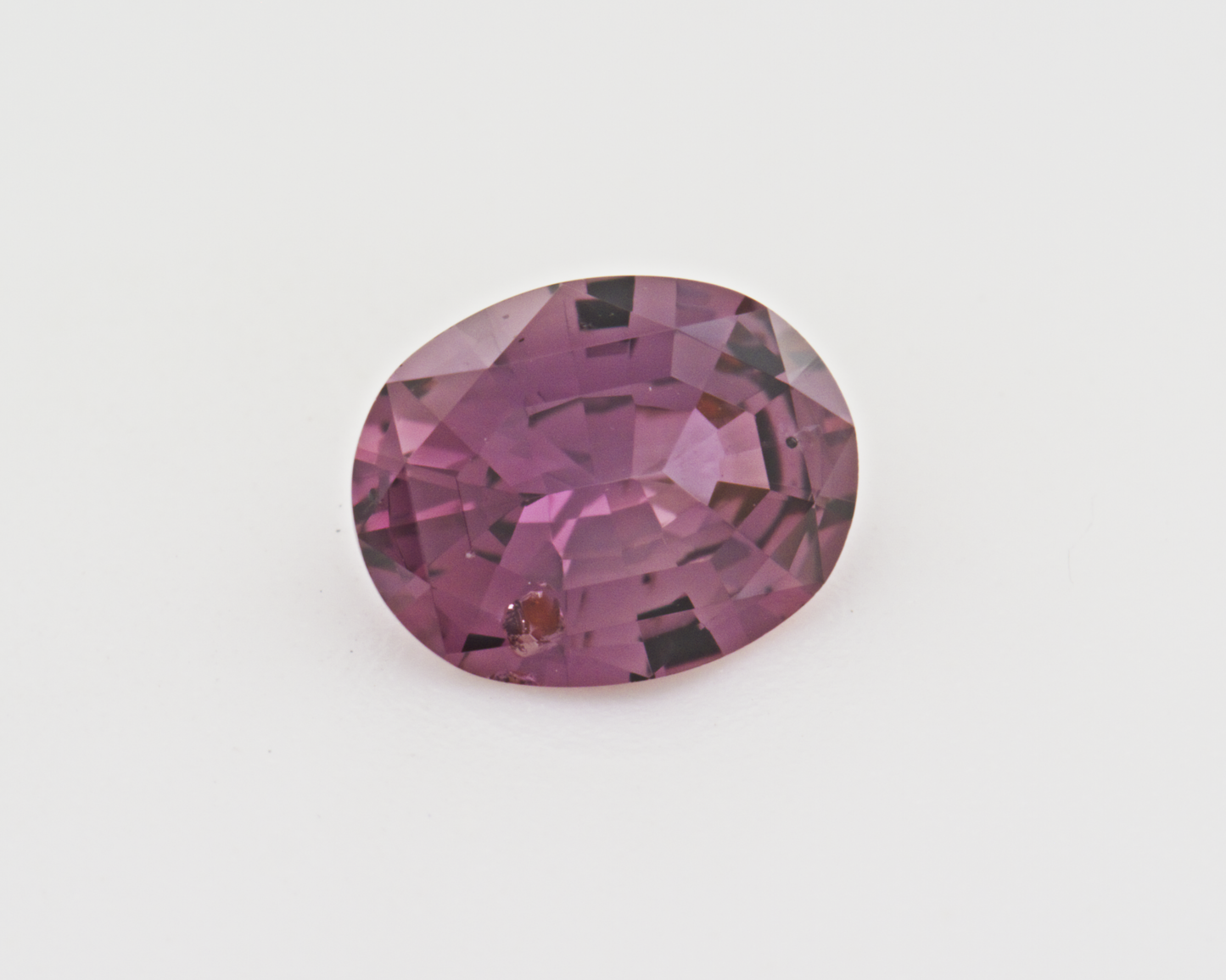 0.75 carats heat treated Sapphire - oval shape