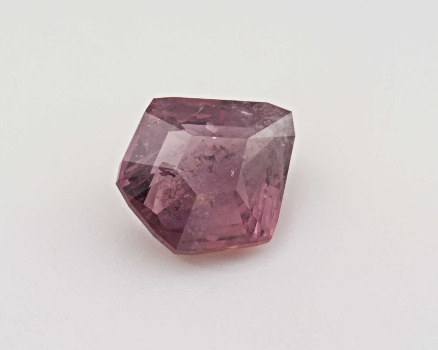 1.00 carats natural Sapphire - shield shape