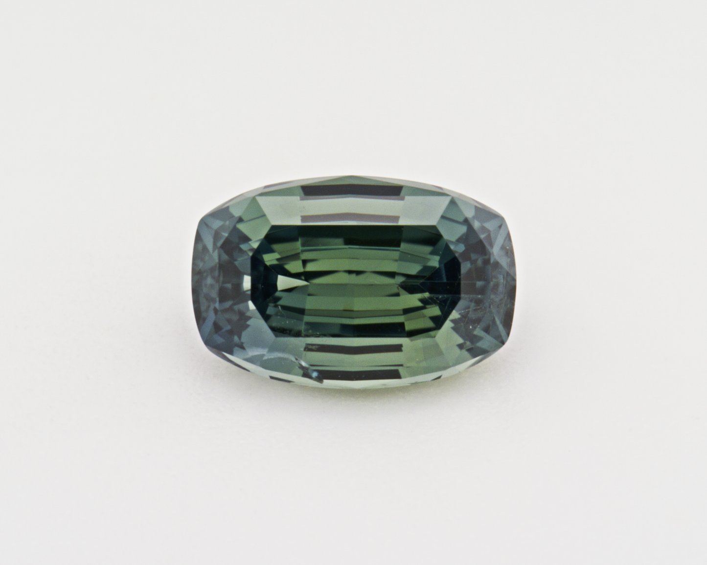 1.15 carats natural Sapphire - cushion shape