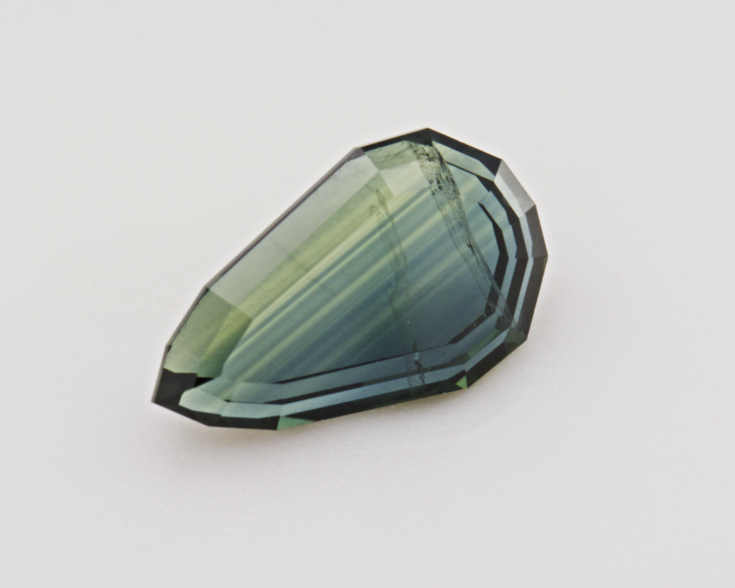 1.23 carats natural Sapphire - pear shape