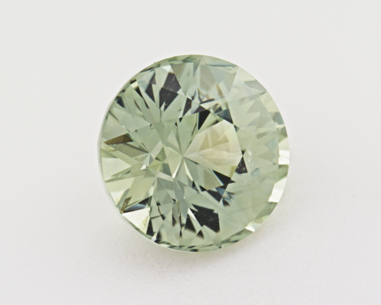 1.29 carats natural green Montana Sapphire - round shape