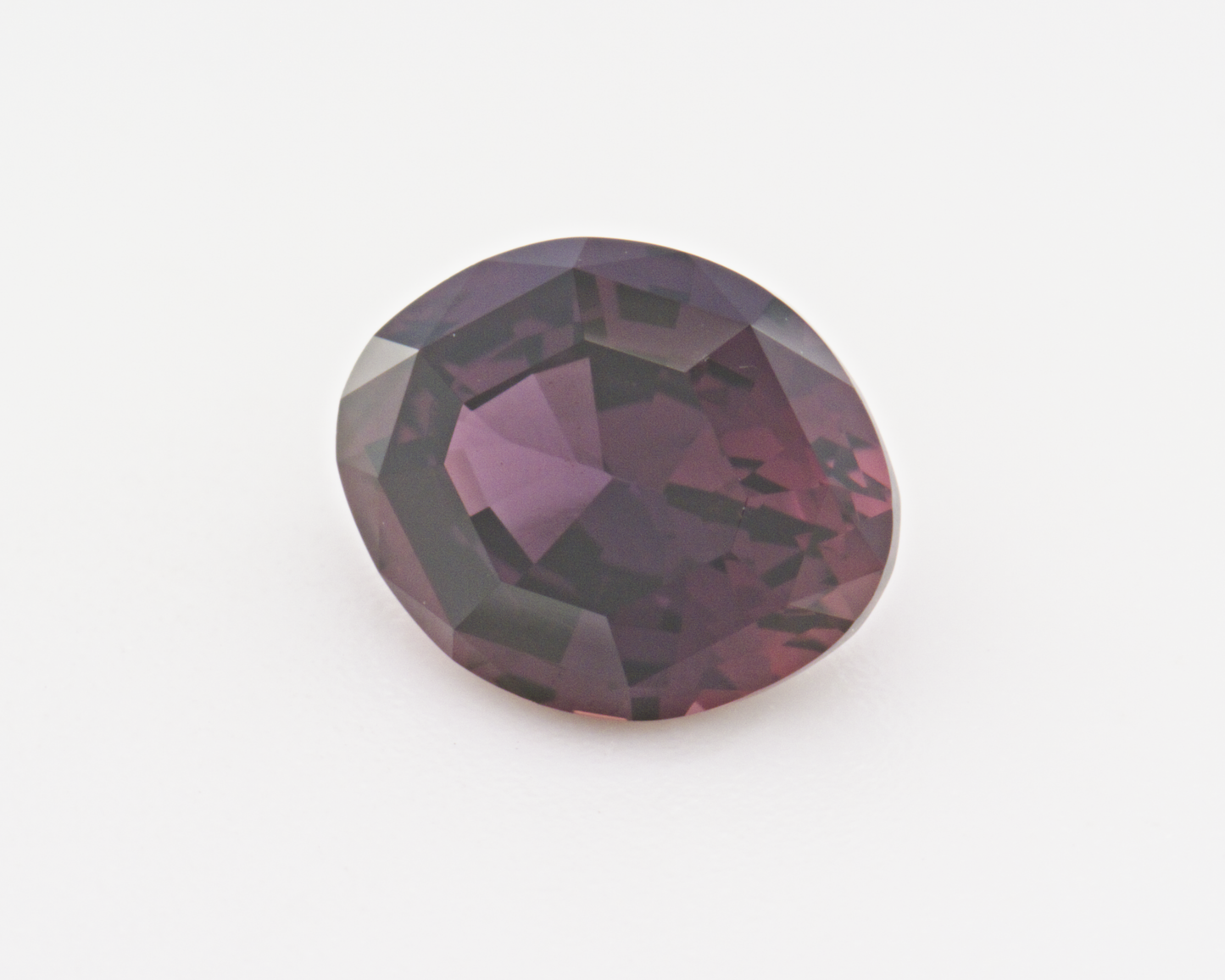 1.40 carats heat treated Sapphire - oval shape
