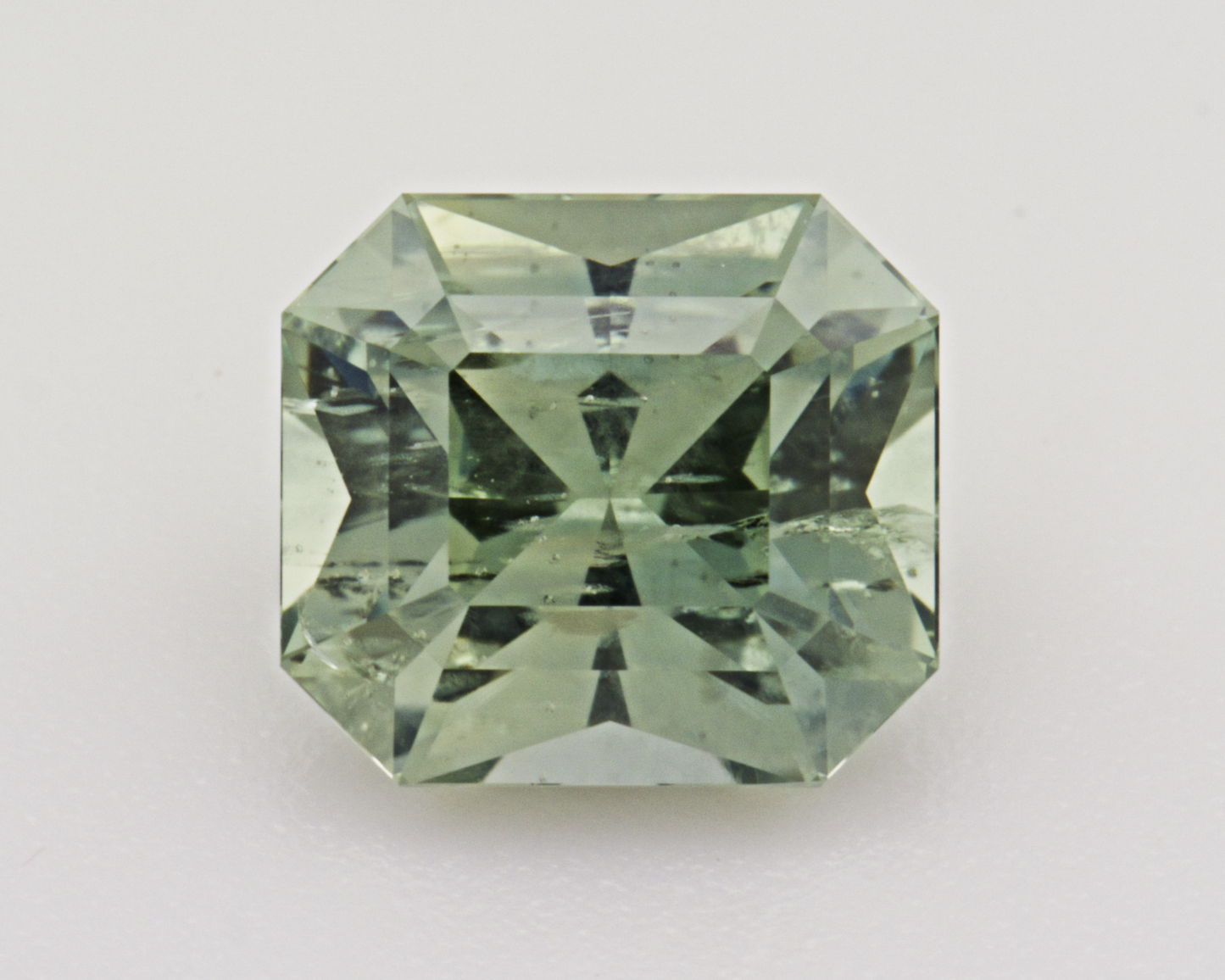 1.59 carats natural green Montana Sapphire - emerald shape