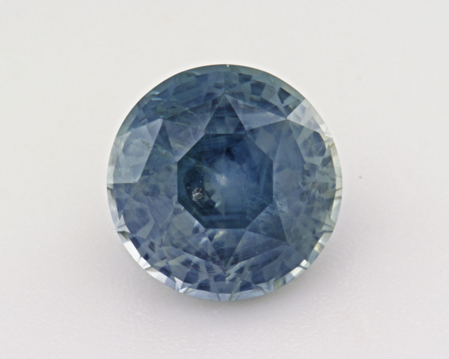 1.75 carats natural blue Montana Sapphire - round shape