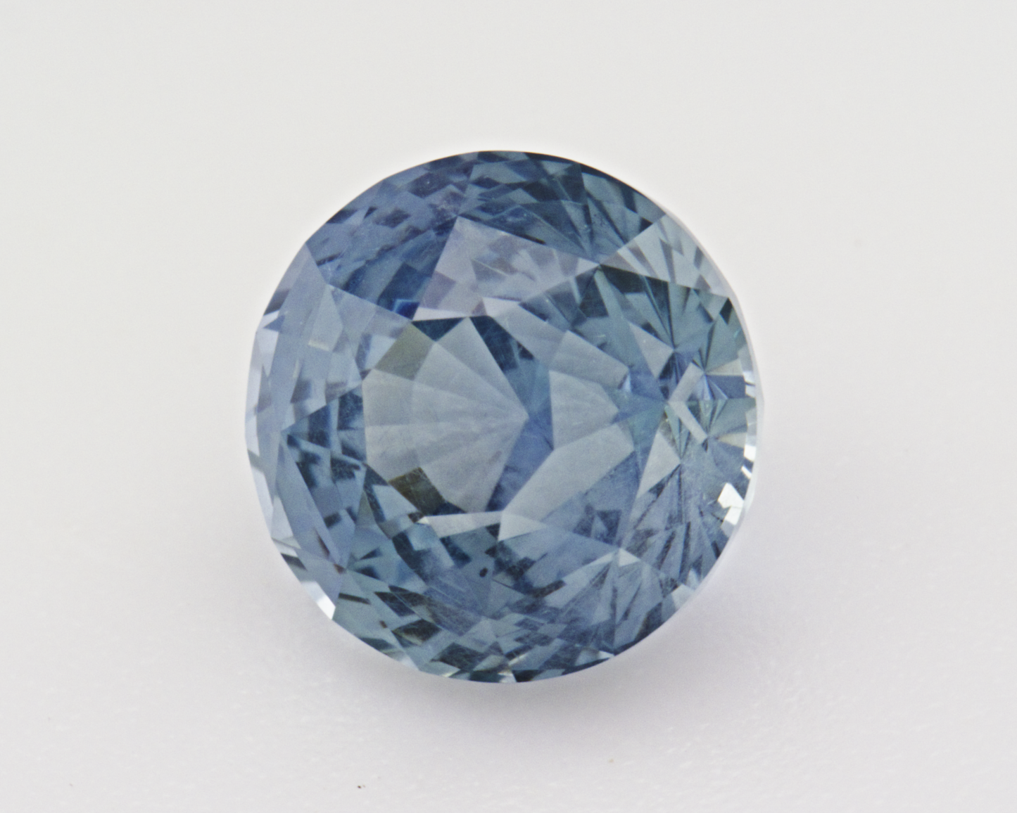 1.88 carats natural teal Montana Sapphire - round shape