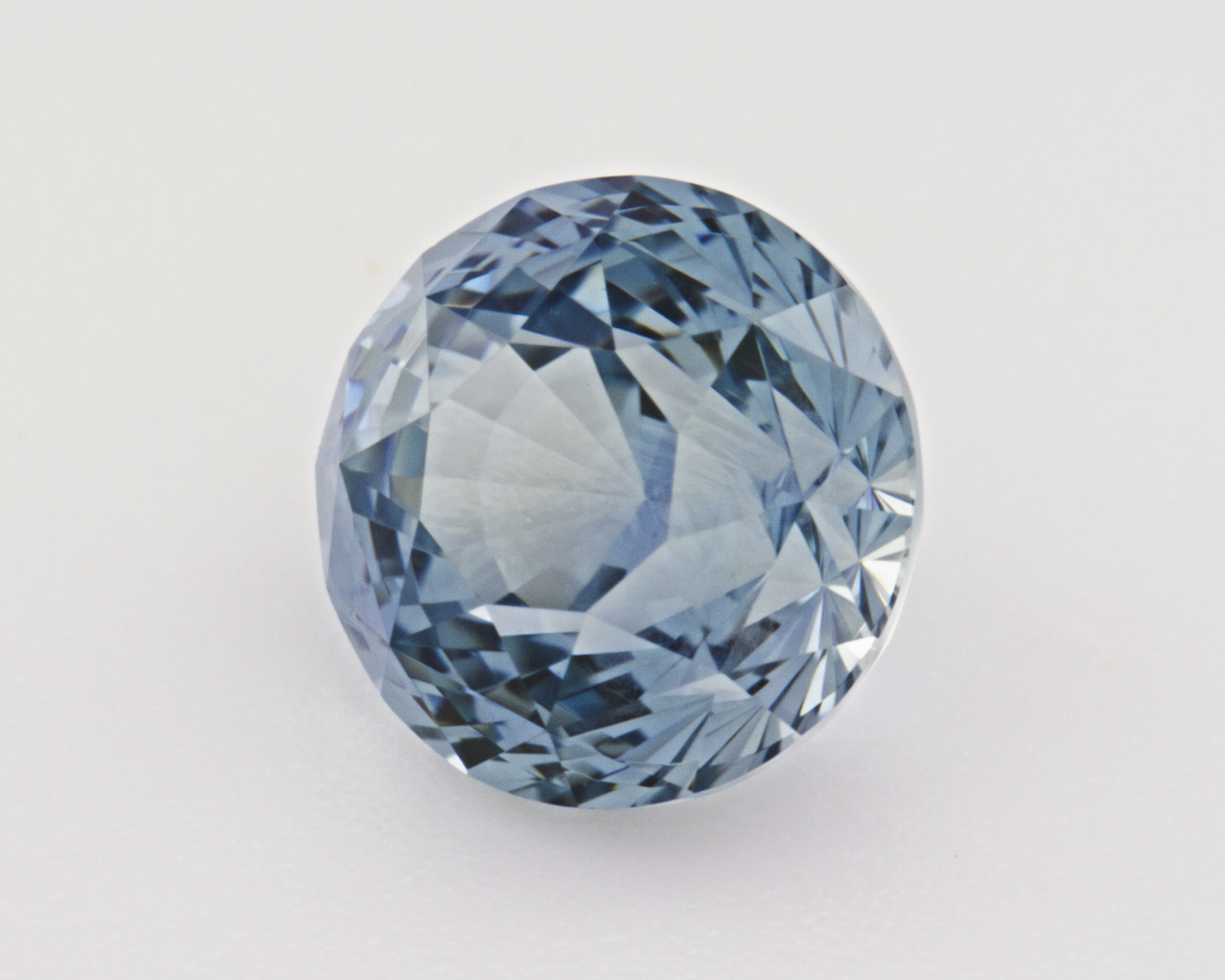 1.93 carats natural teal Montana Sapphire - round shape