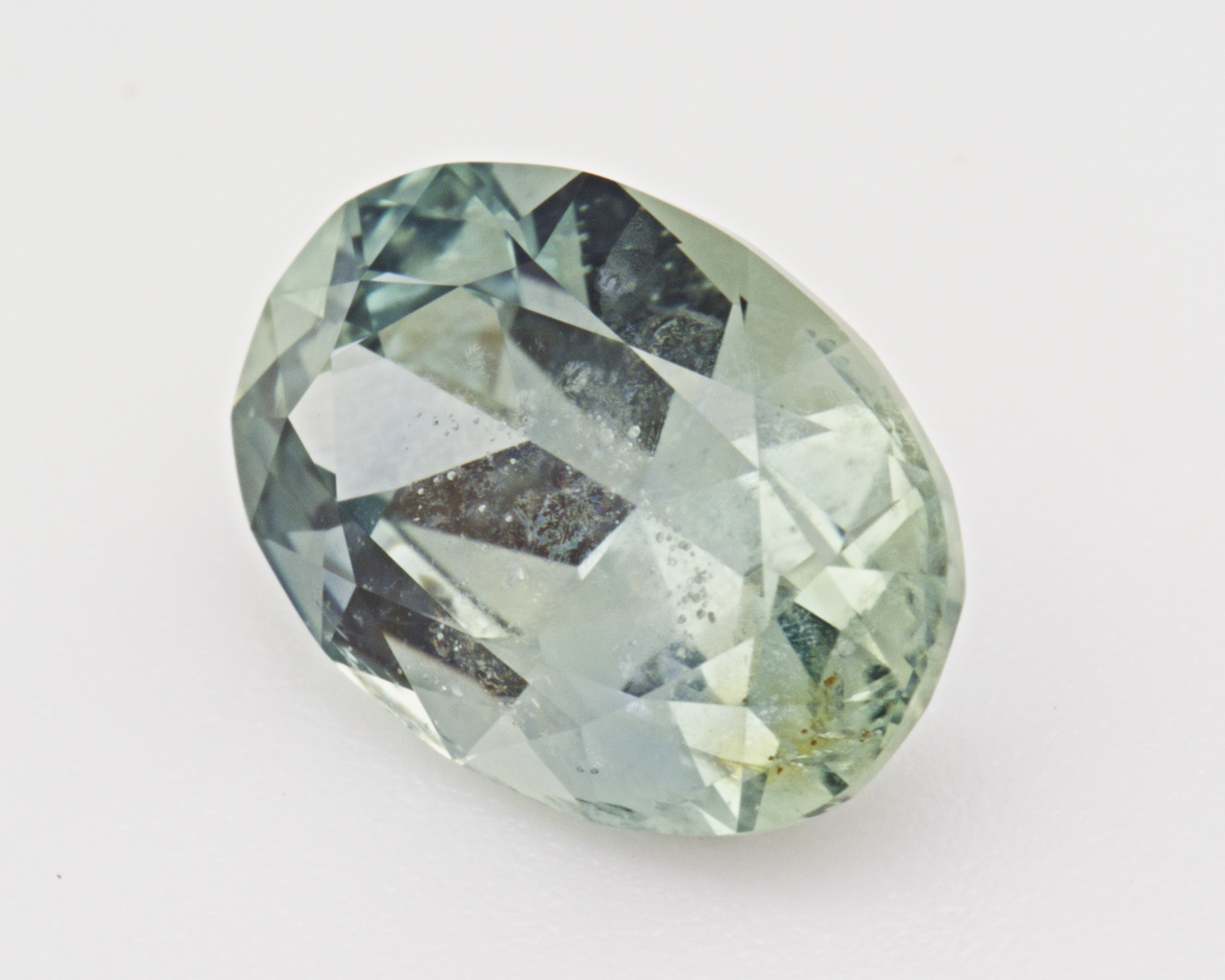 2.18 carats natural green Montana Sapphire - oval shape