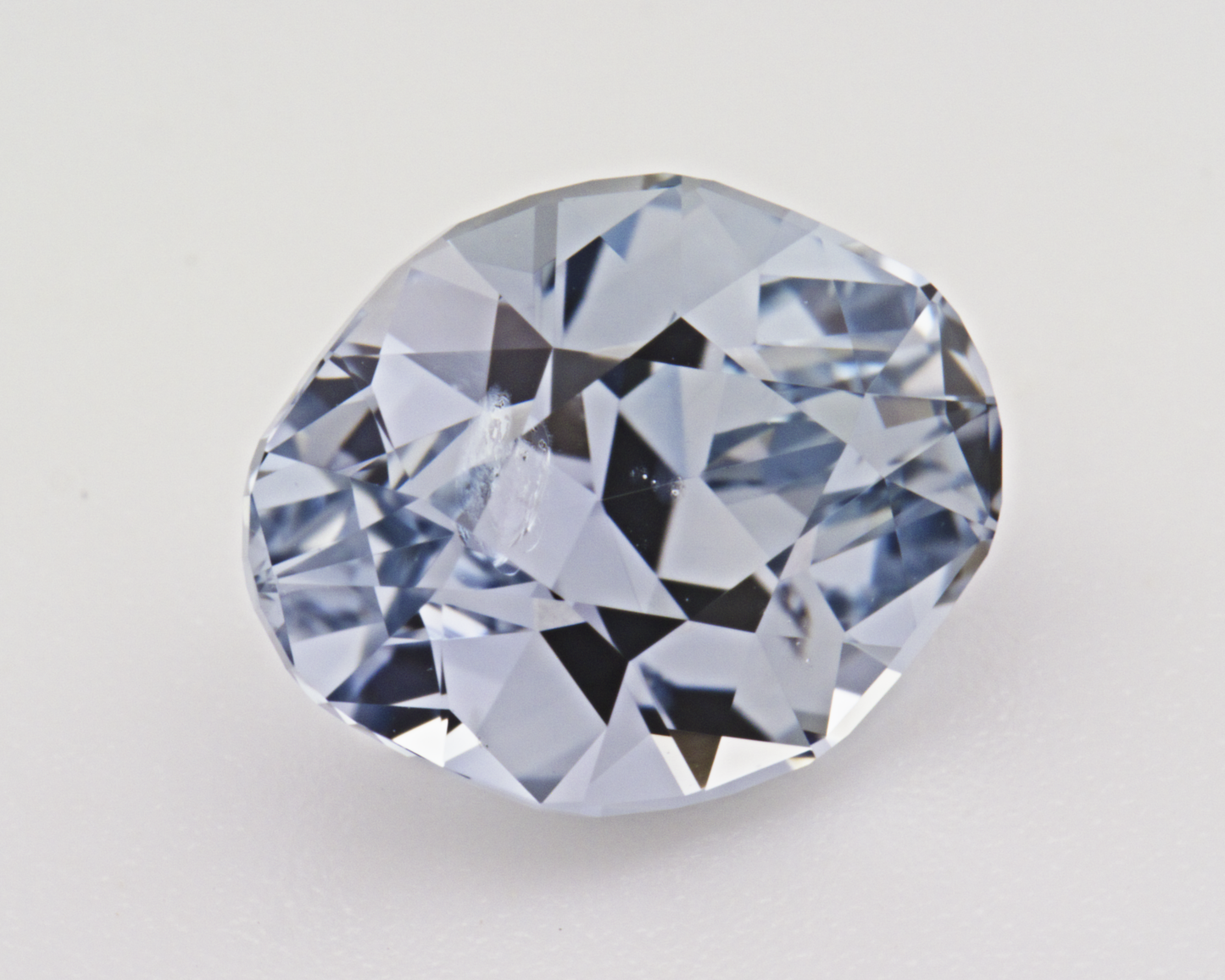 2.58 carats natural purple Montana Sapphire - oval shape