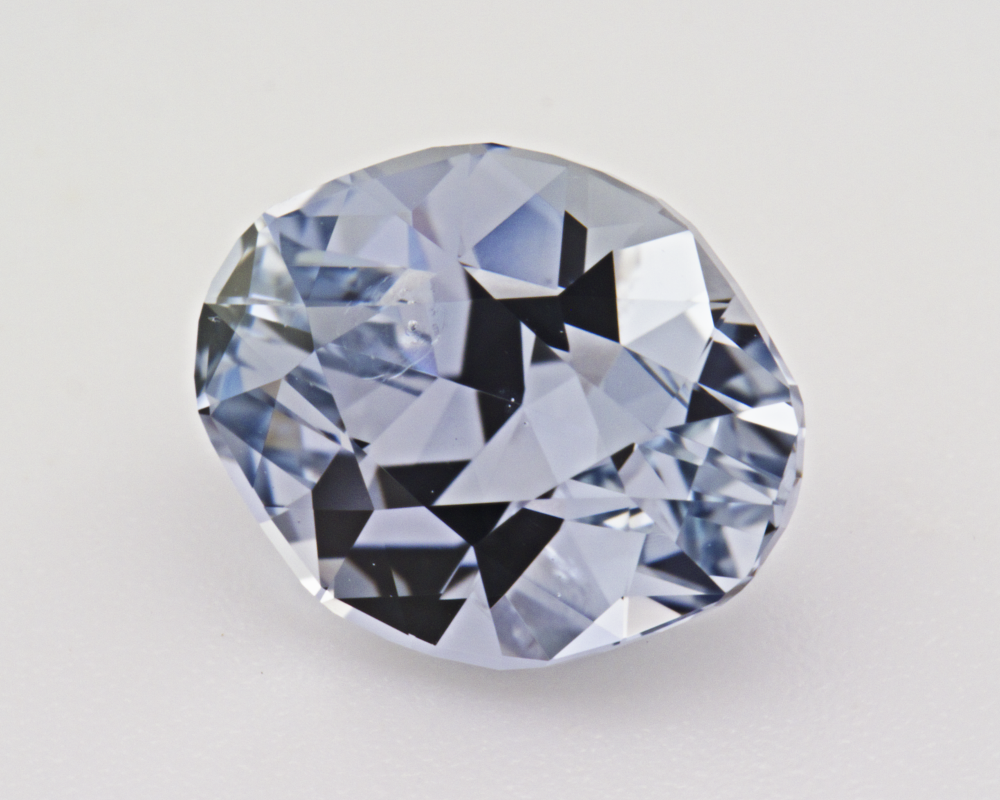 2.58 carats natural purple Montana Sapphire - oval shape