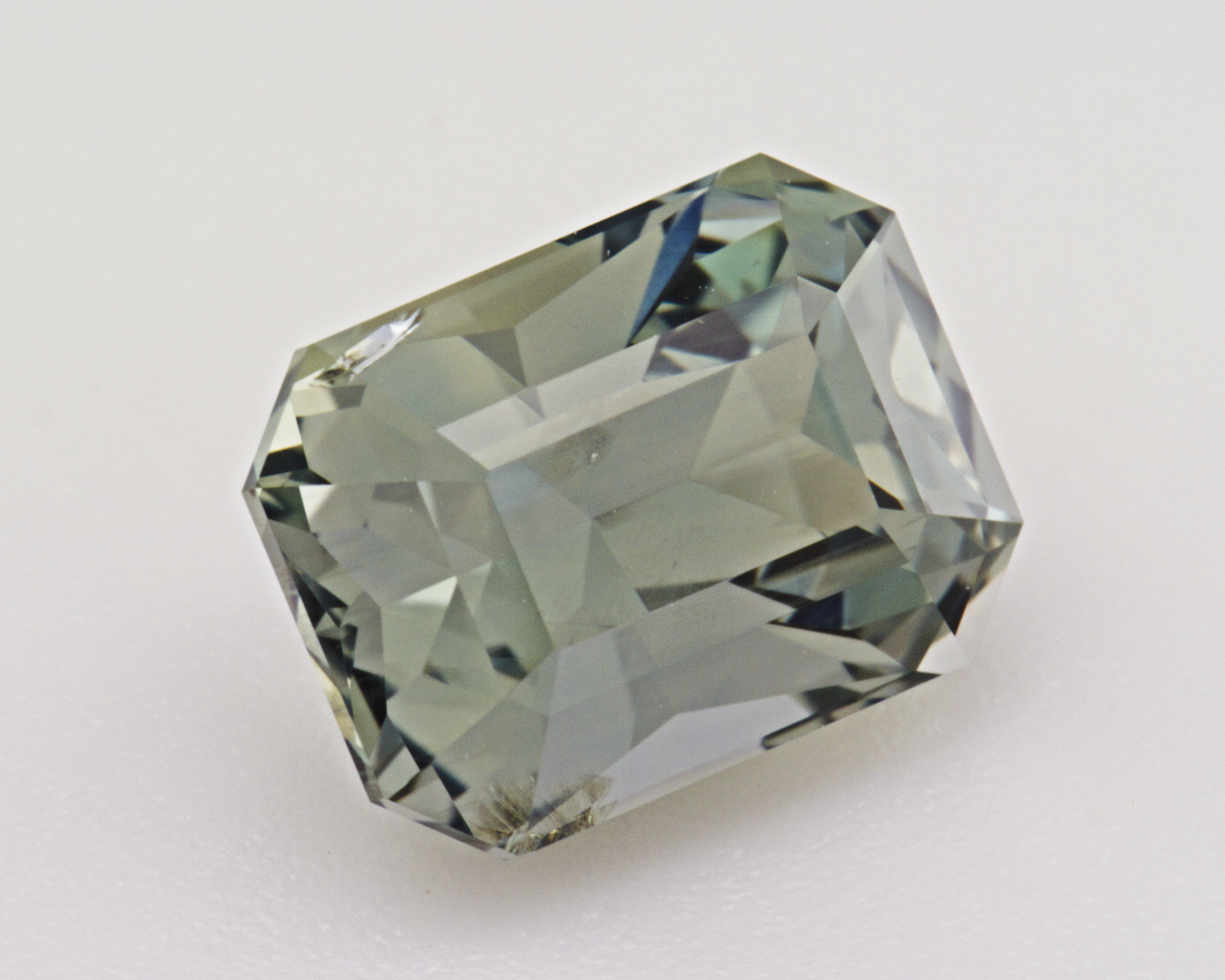 2.67 carats natural green Montana Sapphire - emerald shape