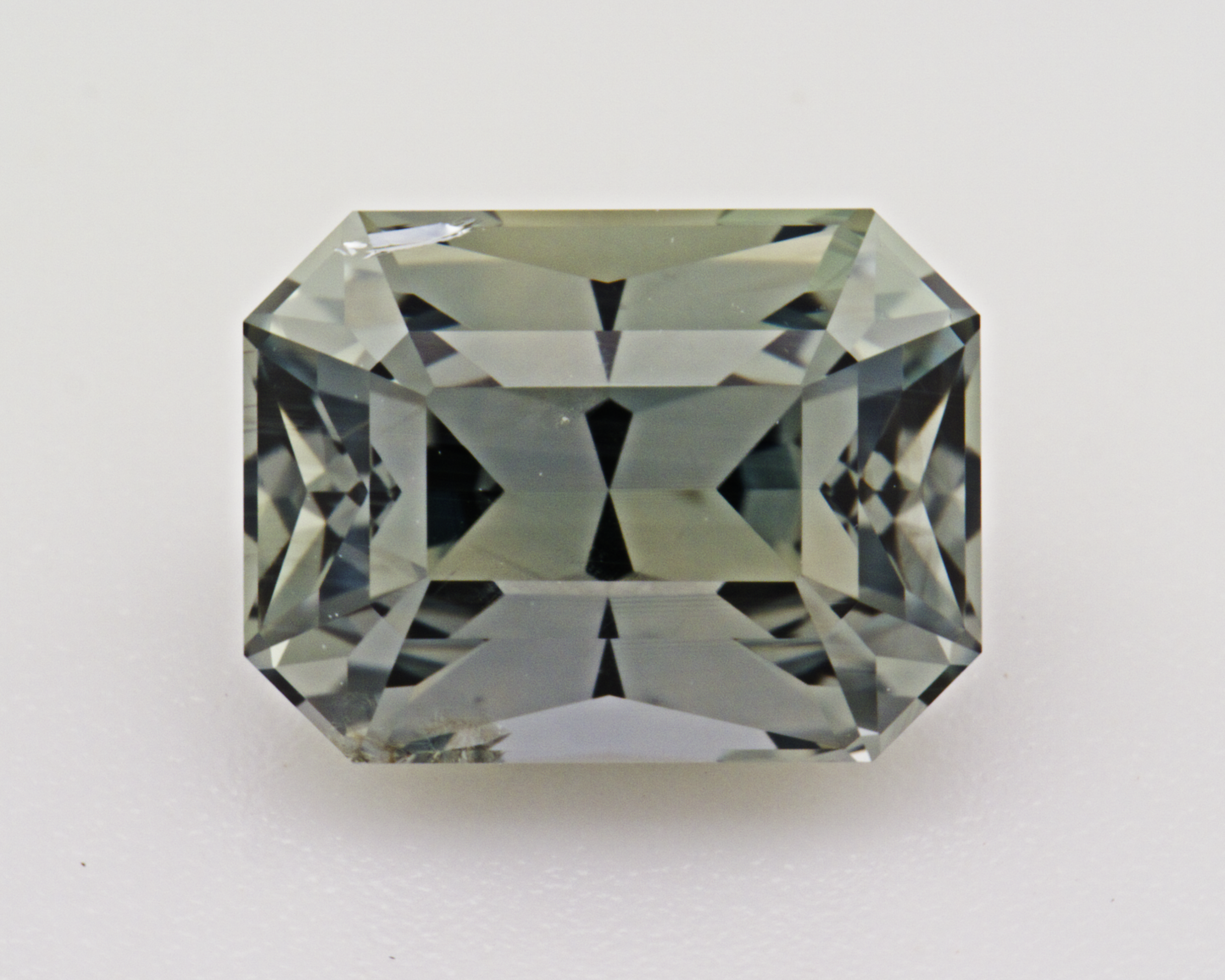 2.67 carats natural green Montana Sapphire - emerald shape