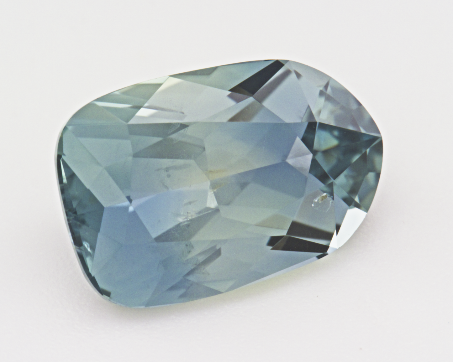 3.11 carats natural teal Montana Sapphire - bullet shape