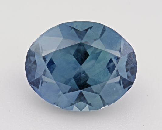 4.36 carats natural teal Montana Sapphire - oval shape