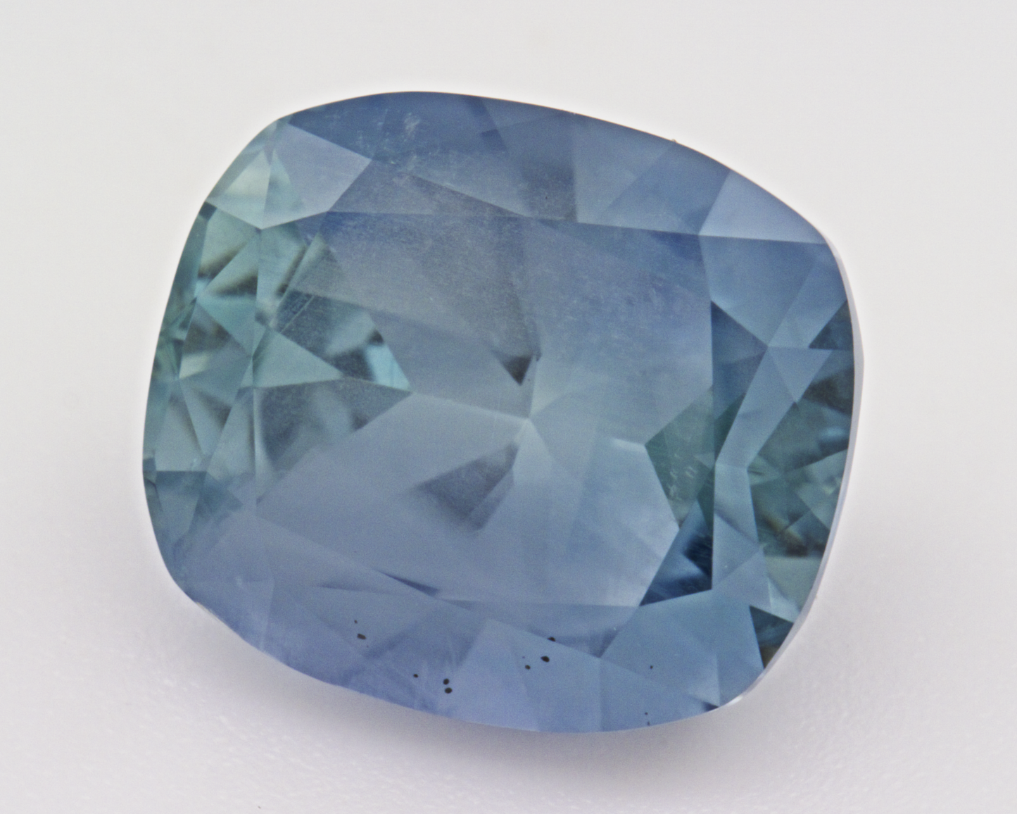 4.57 carats natural teal Montana Sapphire - cushion shape