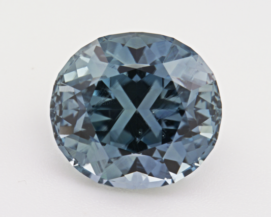 4.58 carats natural blue Montana Sapphire - oval shape