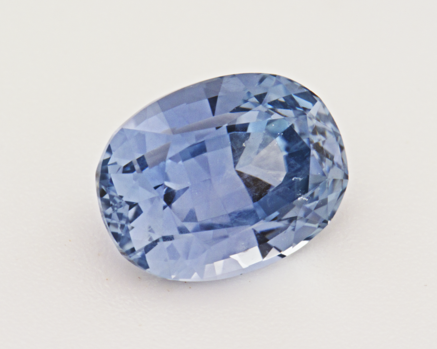 1.43 carats blue Montana Sapphire - cushion shape