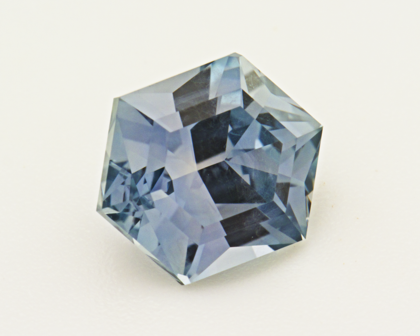 1.30 carats teal Montana Sapphire - hexagon shape