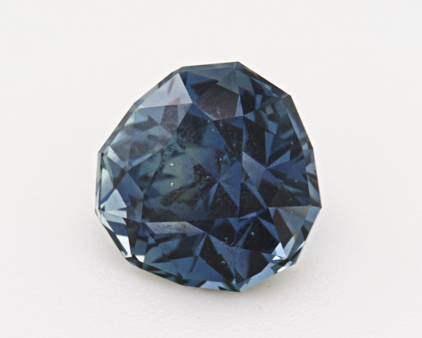 1.44 carats blue Montana Sapphire - shield/trillion shape