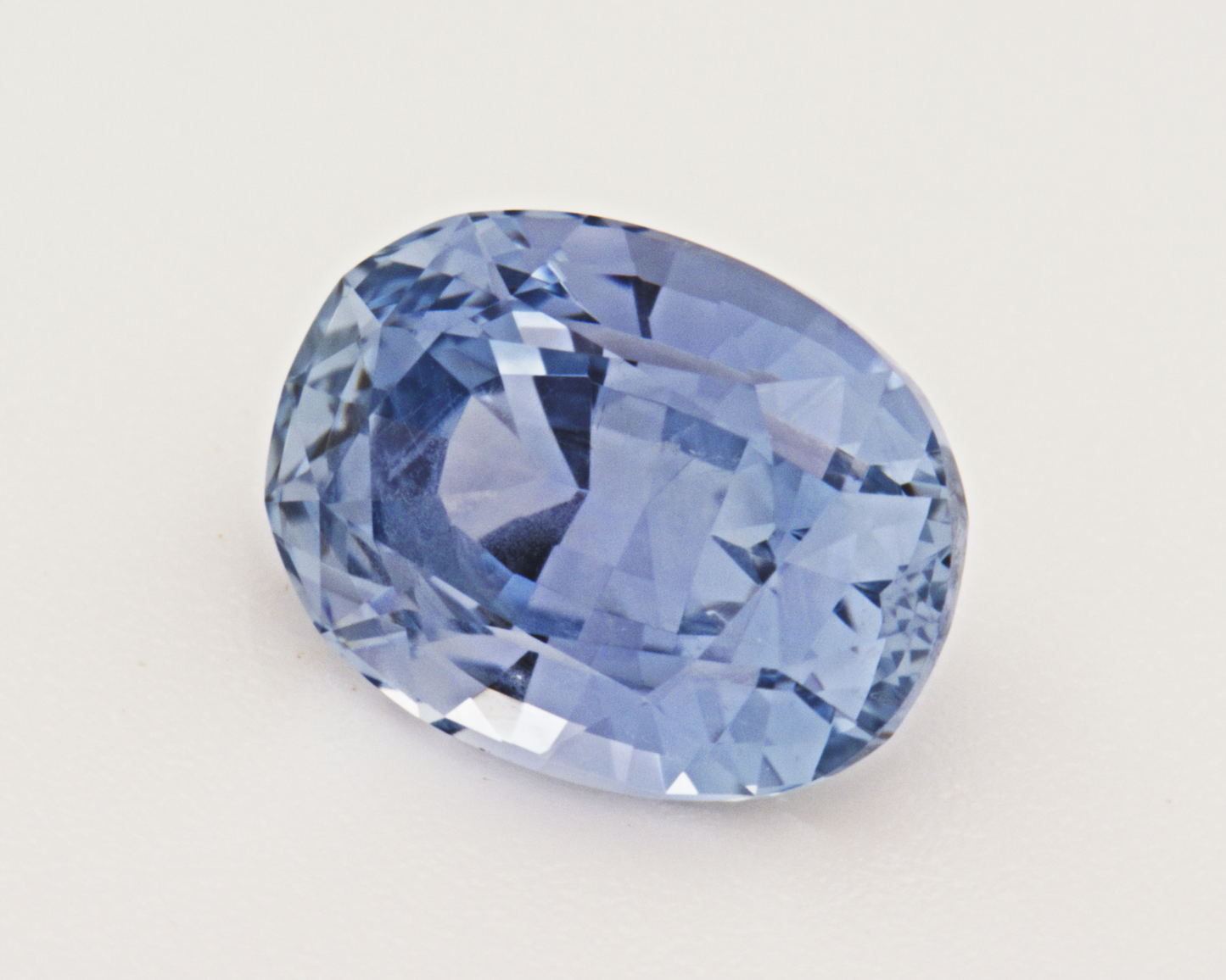 1.43 carats blue Montana Sapphire - cushion shape