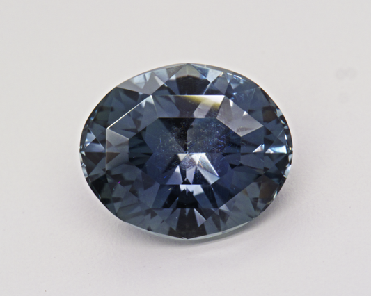 1.09 carats natural teal Montana Sapphire - oval shape