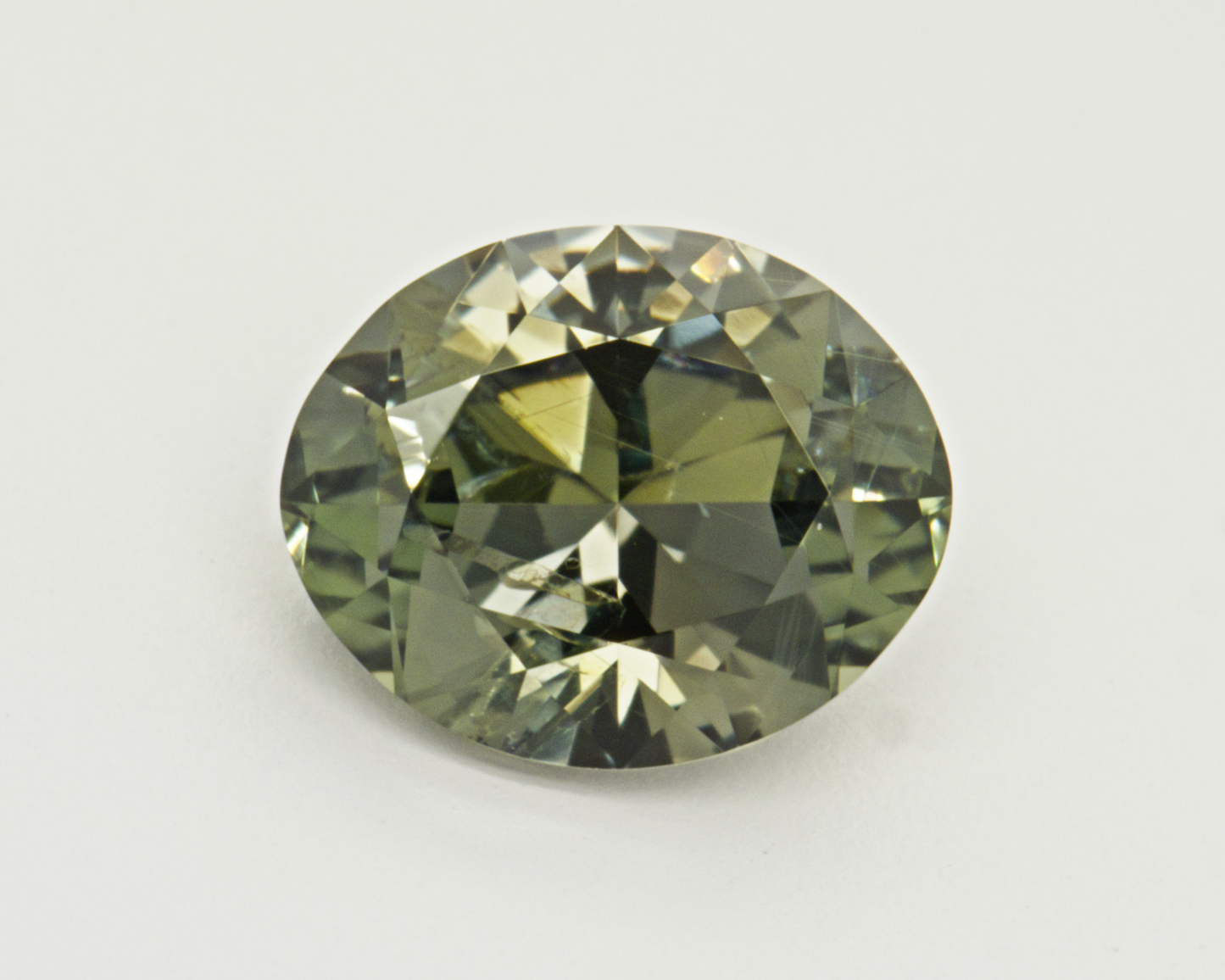 1.18 carats green Montana Sapphire - oval shape