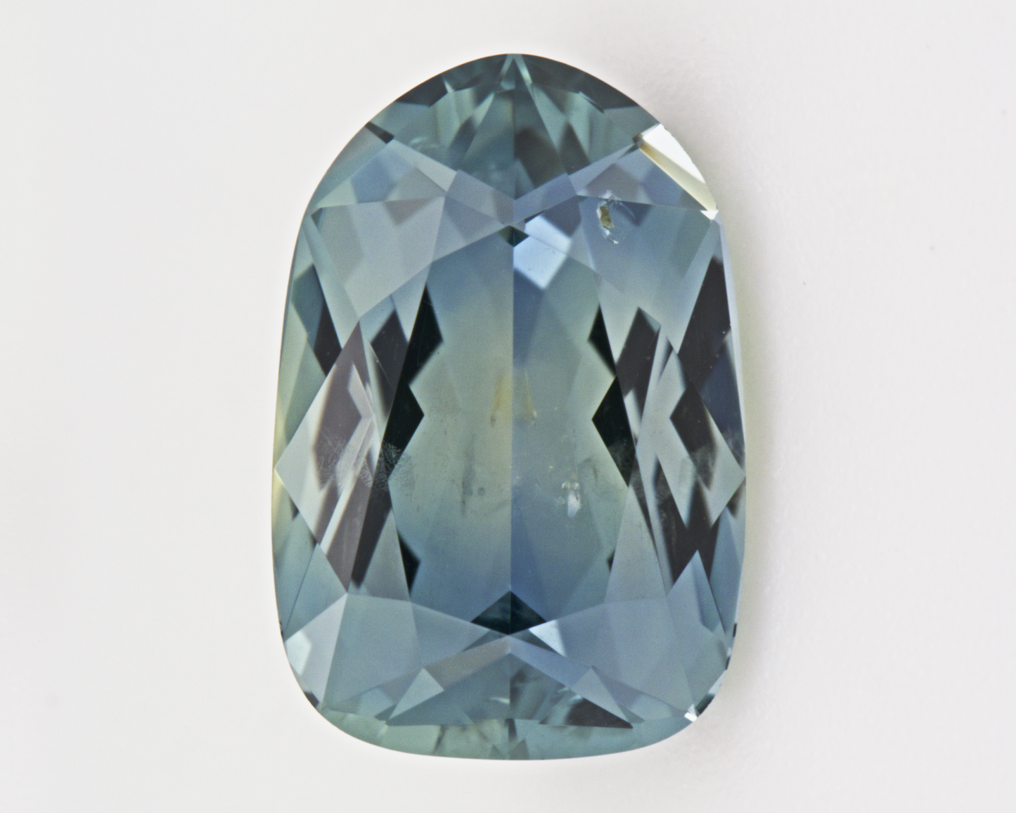 3.11 carats natural teal Montana Sapphire - bullet shape