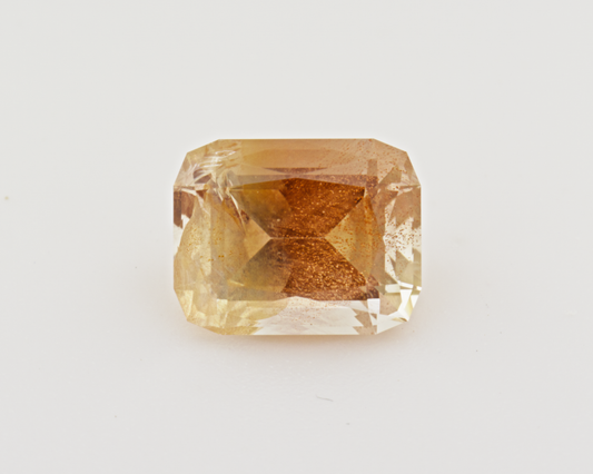 1.37 carats Oregon Sunstone _ cushion shape