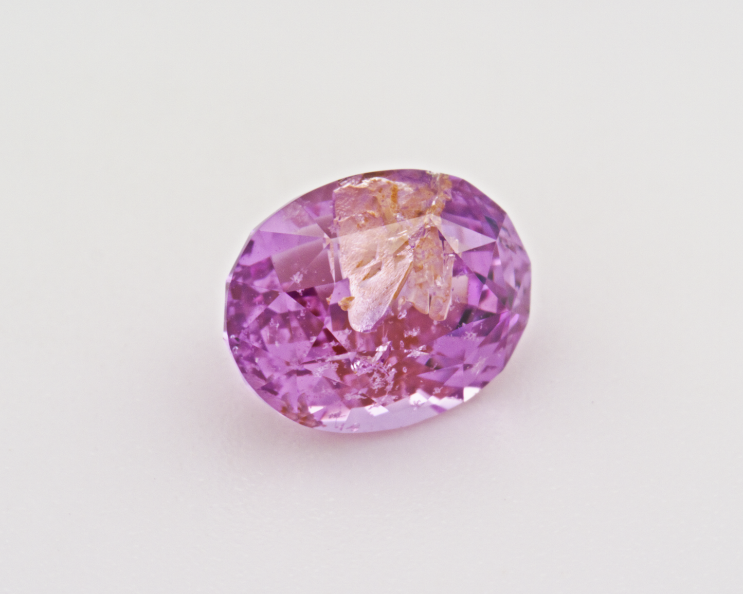 1.38 carats natural Sapphire - oval shape