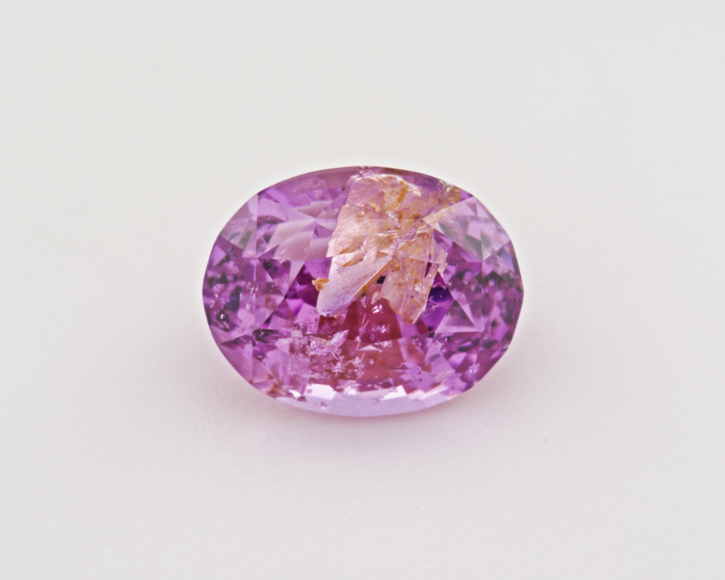 1.38 carats natural Sapphire - oval shape