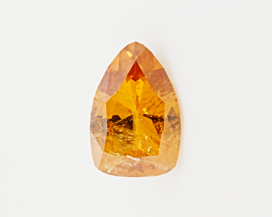 1.65 carats orange San Diego Garnet _ bullet shape