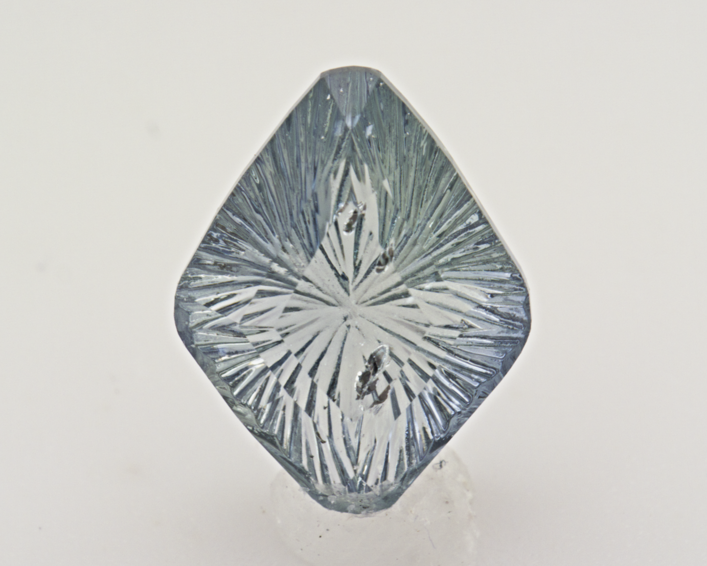 2.59 carats natural color change Montana sapphire _ kite shape fantasy cut