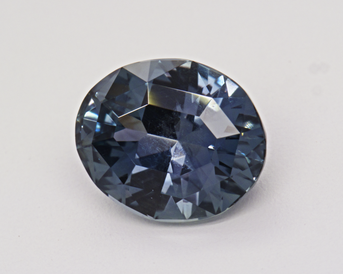 1.09 carats teal Montana Sapphire - oval shape